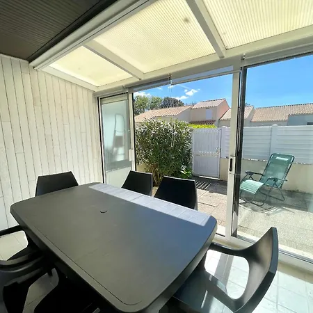 Maison Confort Proche Avec Veranda Et Parking Privatif - Fr-1-231-240