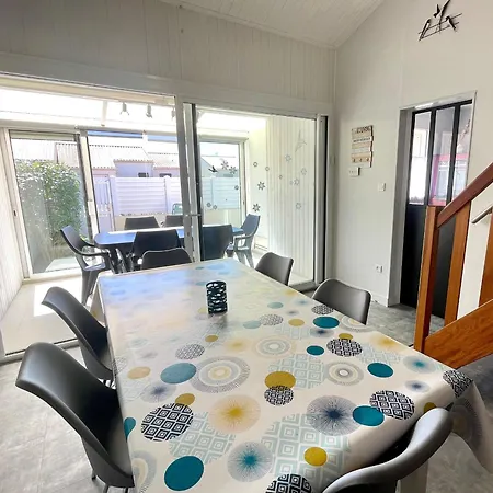 Maison Confort Proche Avec Veranda Et Parking Privatif - Fr-1-231-240 Holiday home *